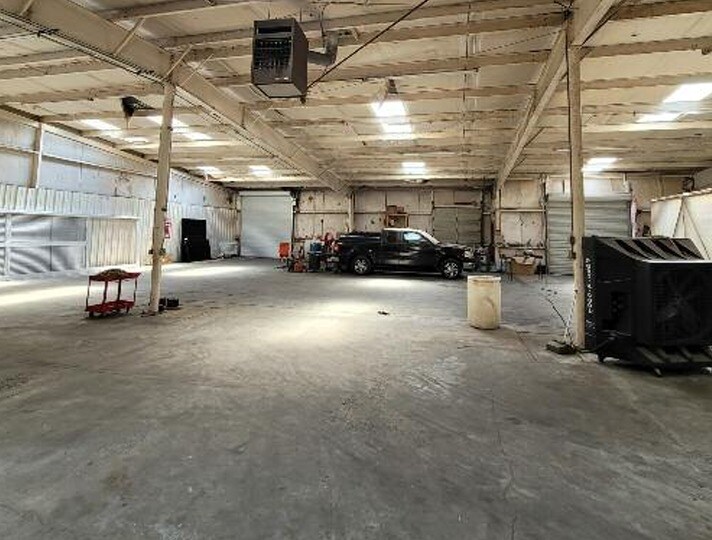 More Photos Of 4554 Lewis Rd, Stone Mountain Warehouse For Sale