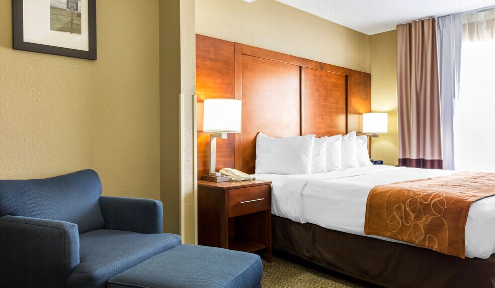 More Photos Of 2235 173rd St, Lansing Hotel For Sale