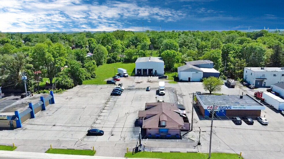 More Photos Of 6028 N Dixie Dr, Dayton Bar For Sale