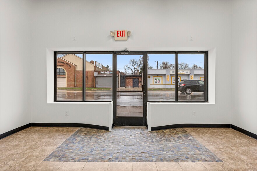 More Photos Of 10433 W McNichols Rd, Detroit Storefront Retail Office For Lease