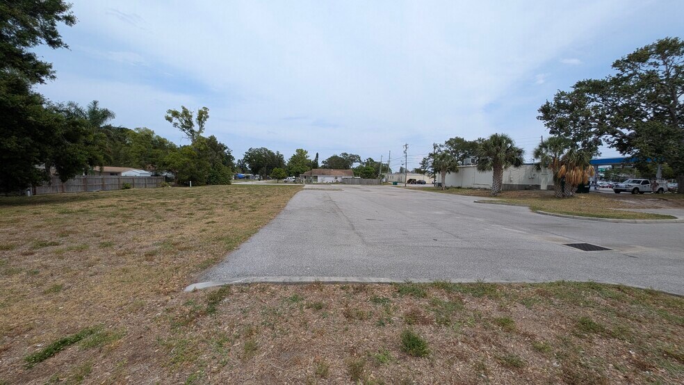 More Photos Of 6225 54th Ave N, Saint Petersburg Land For Sale