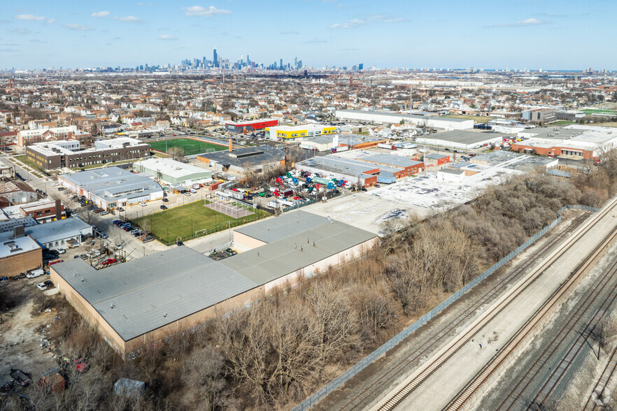 More Photos Of 2845 W 48th Pl, Chicago Warehouse For Lease