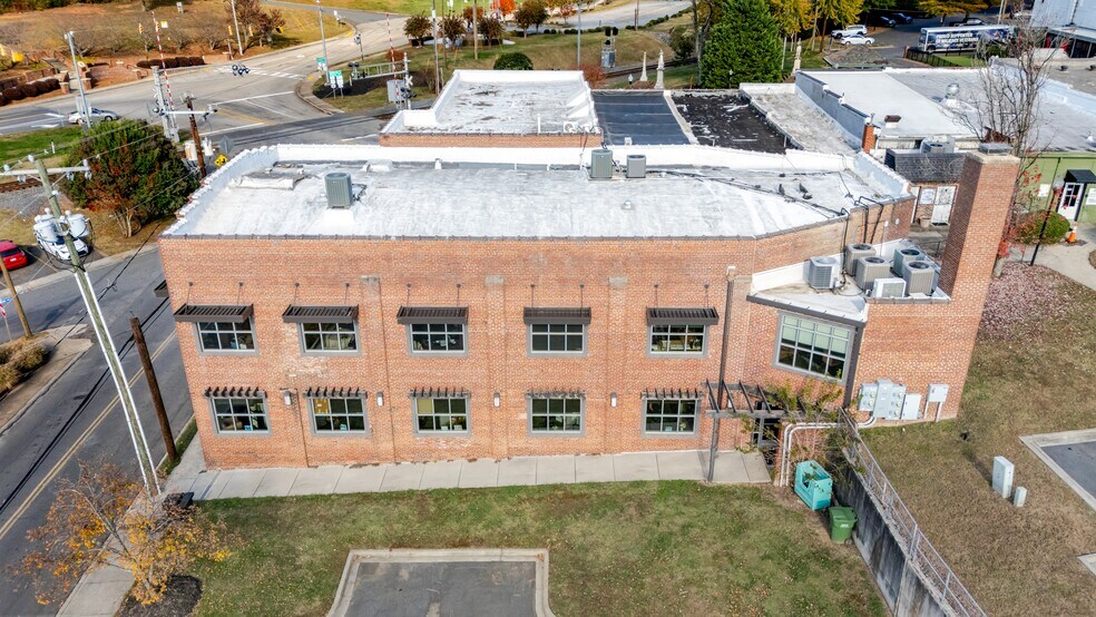More Photos Of 100 Main St, Fort Mill Loft Creative Space For Lease