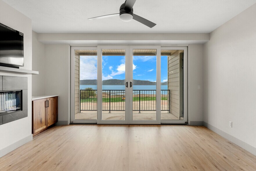 More Photos Of 45 E 150 S, Garden City Apartments For Sale