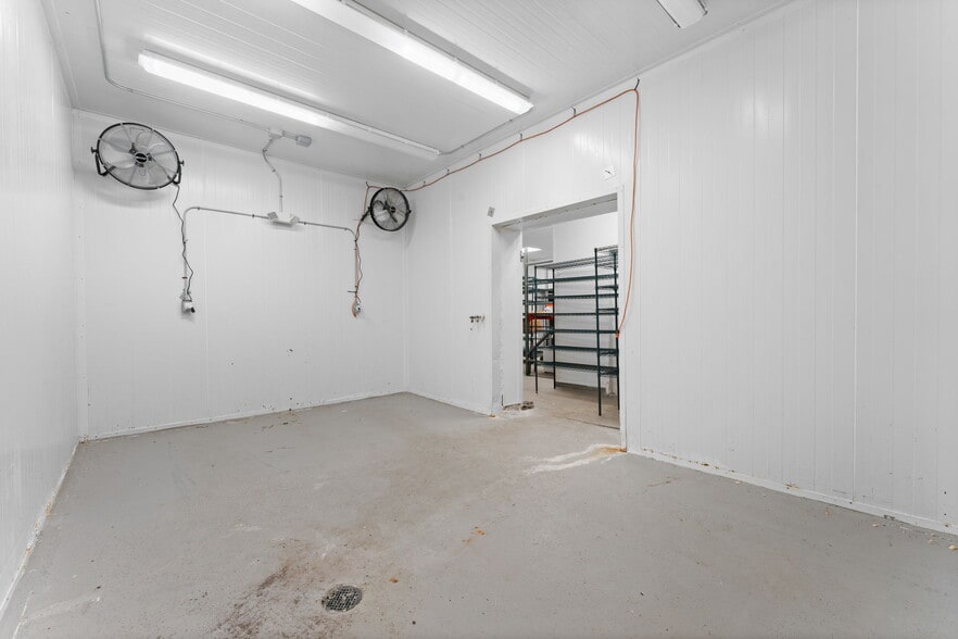 More Photos Of 24 Commerce St, Franklin Industrial For Sale