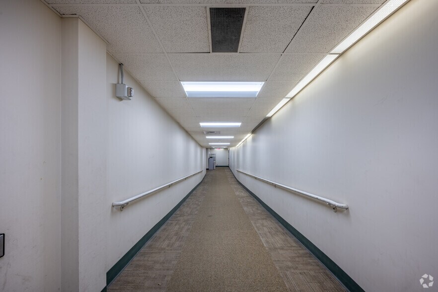 More Photos Of 360 Sherman St, Saint Paul Medical For Lease