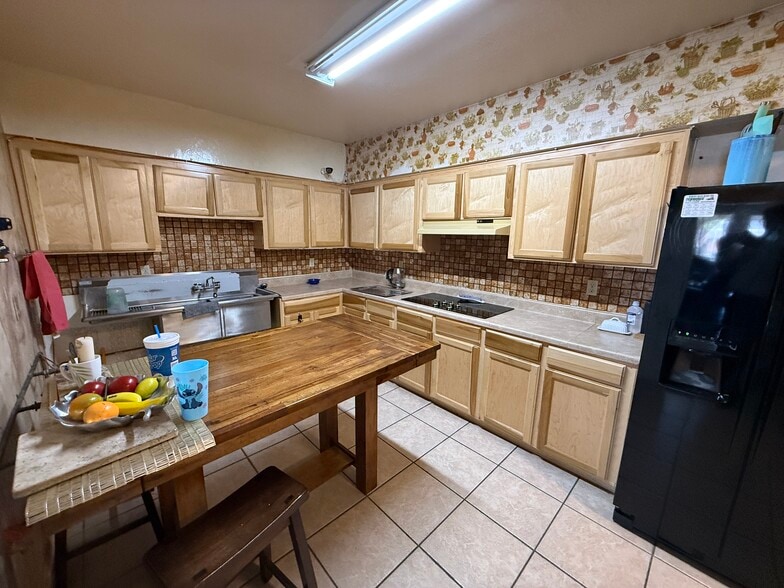 More Photos Of 3221 E Yandell Dr, El Paso Office Residential For Sale