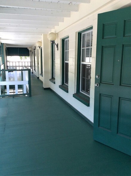 More Photos Of 300-320 SW 2nd St, Fort Lauderdale Loft Creative Space For Lease