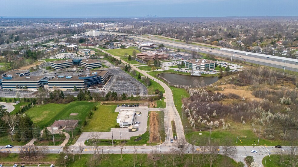 More Photos Of 5915 Landerbrook Dr, Mayfield Heights Office For Lease
