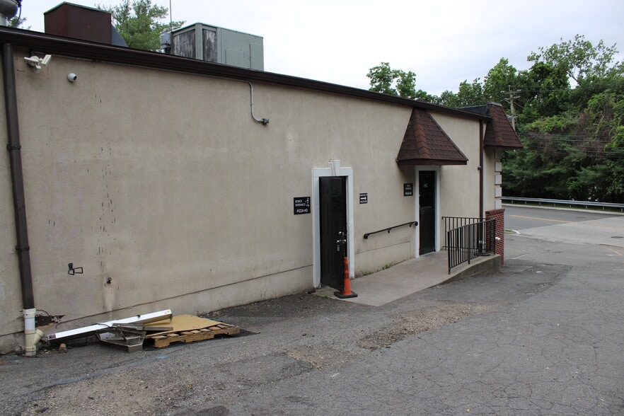 More Photos Of 208 New St, Woodland Park Restaurant For Sale