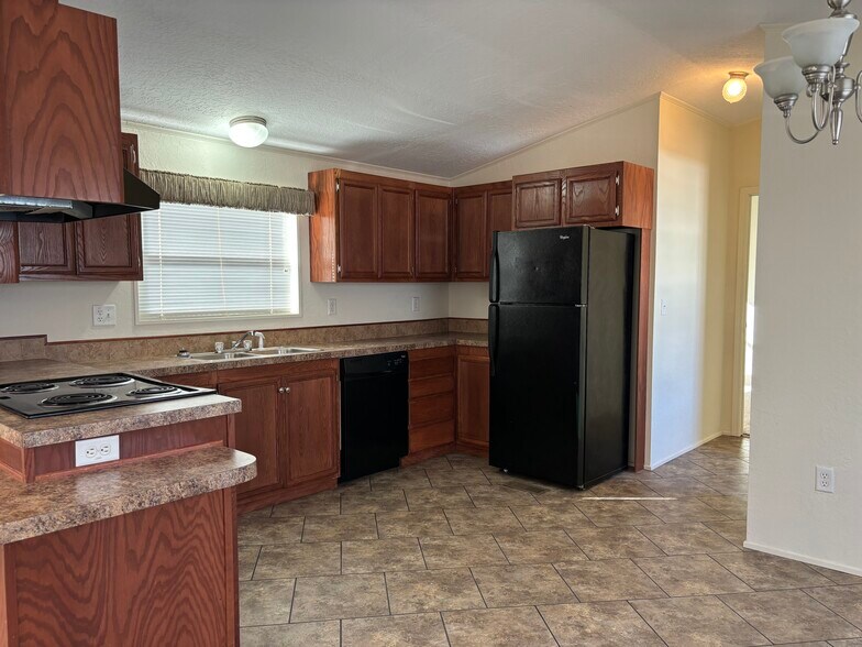 More Photos Of , Snyder Multifamily For Sale