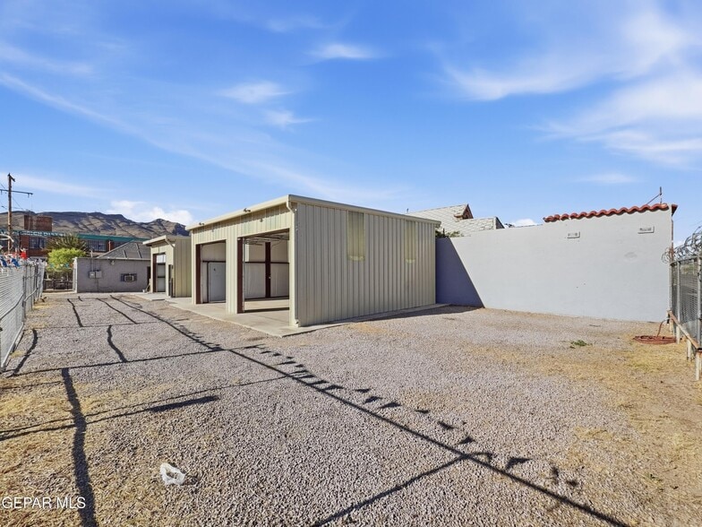 More Photos Of 2201 Texas Ave, El Paso Warehouse For Sale