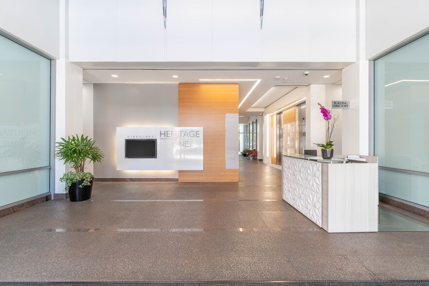 More Photos Of 4835 Lyndon B Johnson Fwy, Dallas Unknown For Lease