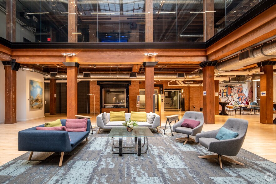 More Photos Of 603 Munger Ave, Dallas Office For Lease