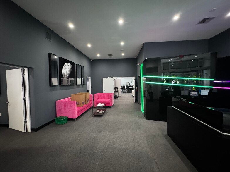 More Photos Of 167 NE 26th St, Miami Office For Lease
