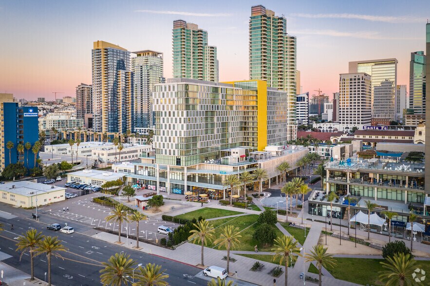 More Photos Of 900 Bayfront Ct, San Diego Hotel For Lease