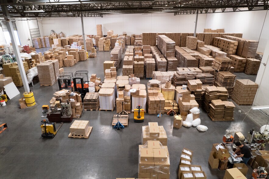 More Photos Of 1929 Campus Ave, Ontario Warehouse For Lease