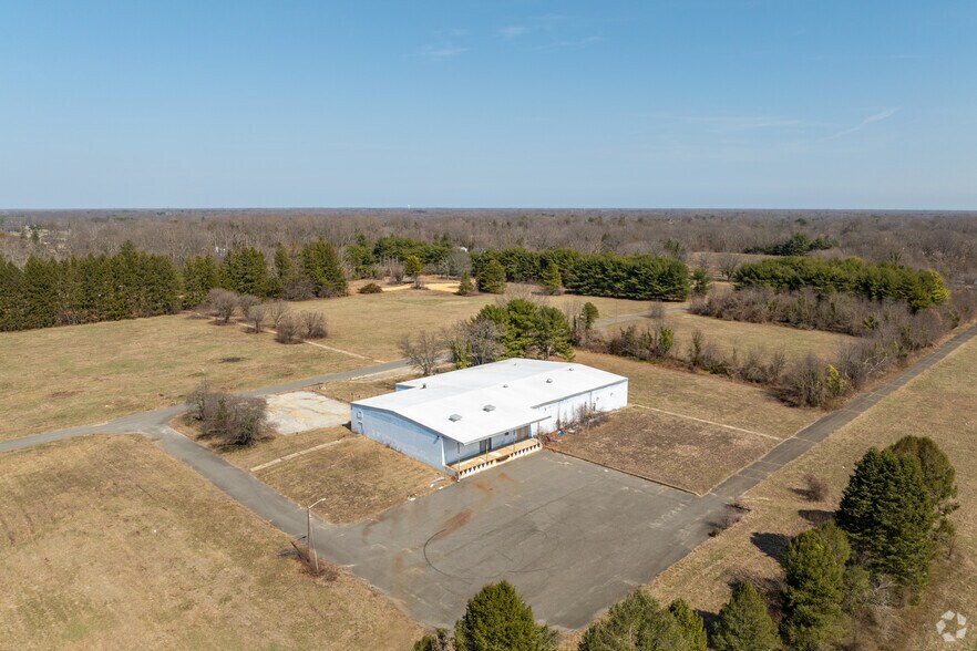 More Photos Of 100 Spring Road, Vineland Flex For Lease