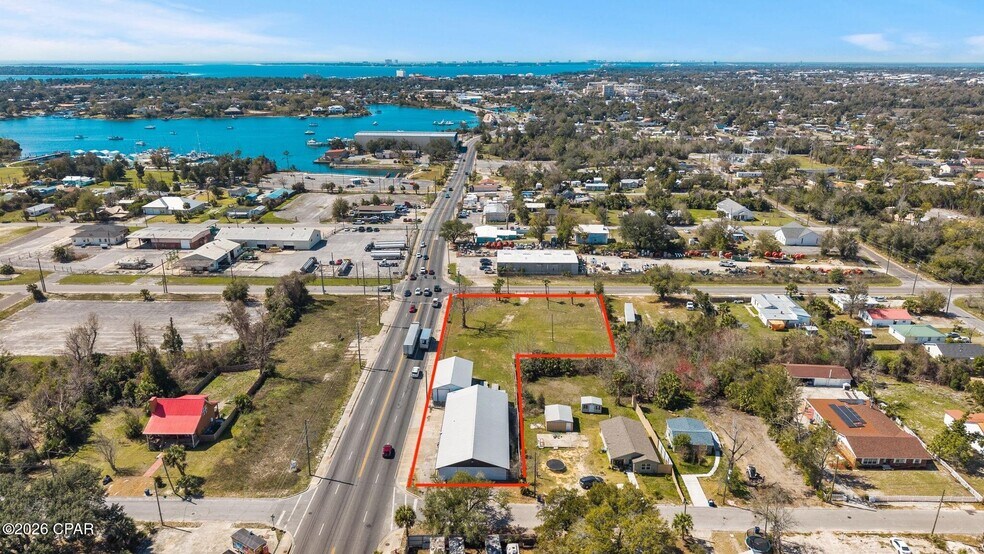 More Photos Of 2135 E 5th St, Panama City Flex For Sale