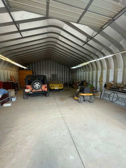 More Photos Of 4907 S Main St, Roswell Auto Dealership For Sale