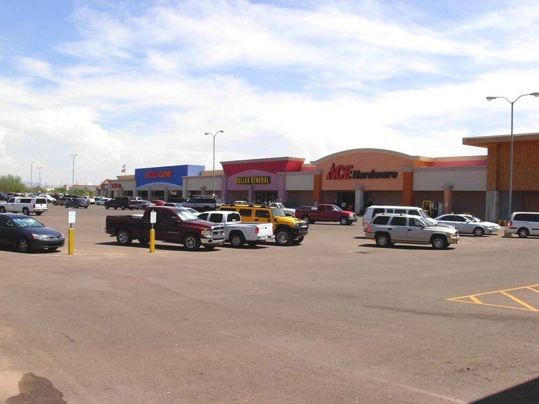 More Photos Of 725 W Apache Trl, Apache Junction Unknown For Lease