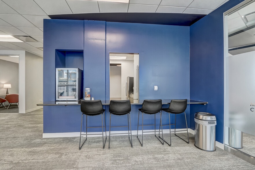 More Photos Of 111 N Magnolia Ave, Orlando Office For Lease