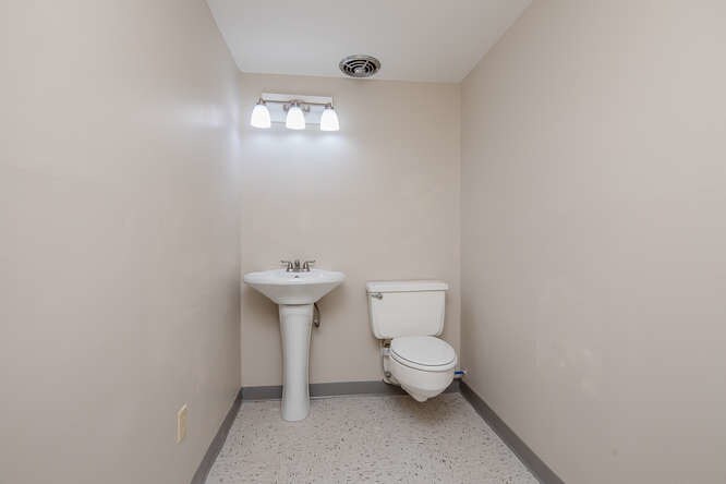 More Photos Of 630 Ellis St, Augusta Office Residential For Lease