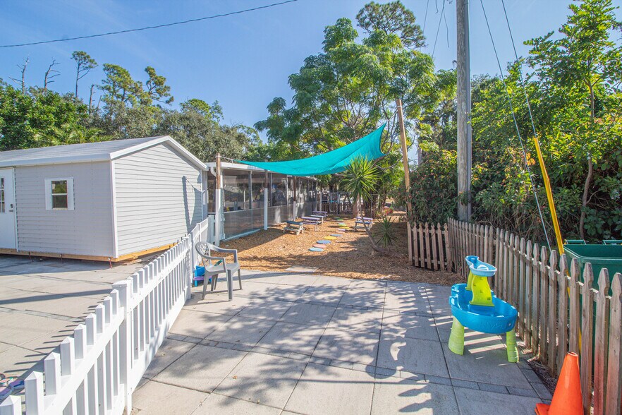 More Photos Of 17162 Toledo Blade Blvd, Port Charlotte Medical For Sale