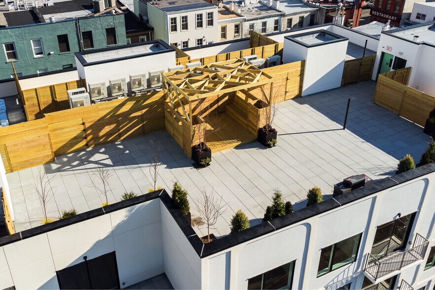 More Photos Of 1000 Lorimer St, Brooklyn Apartments For Lease