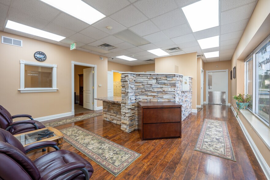More Photos Of 2840 Ligonier St, Latrobe Office For Sale
