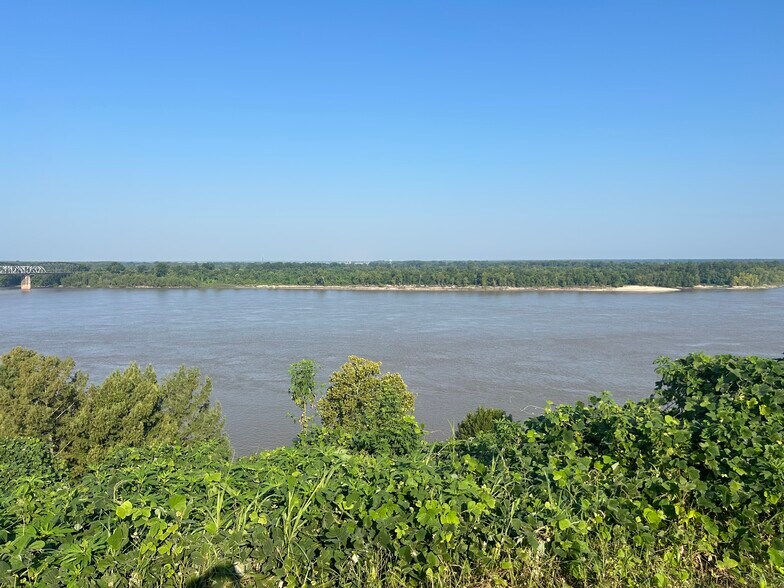 More Photos Of 4041 Washington St, Vicksburg Hotel For Sale