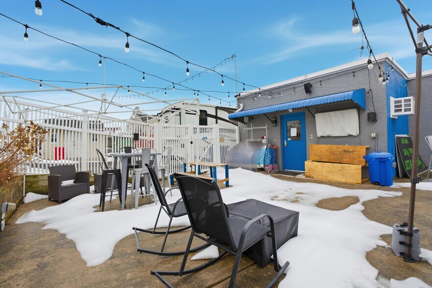 More Photos Of 119 York Rd, Warminster Restaurant For Sale