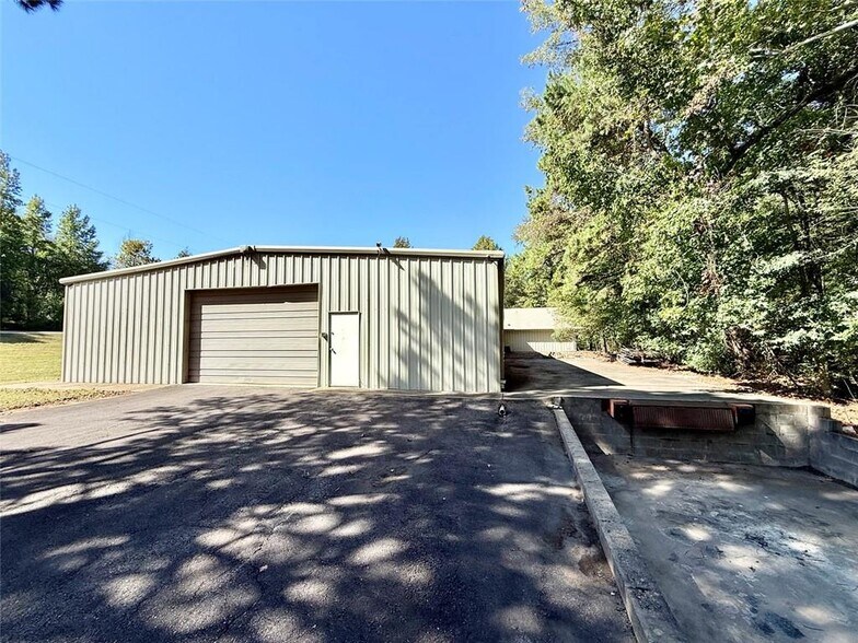 More Photos Of 15288 AR-22, Dardanelle Office For Sale