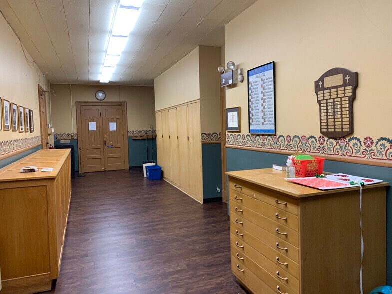 More Photos Of 136 E Main St, Meriden Religious Facility For Sale