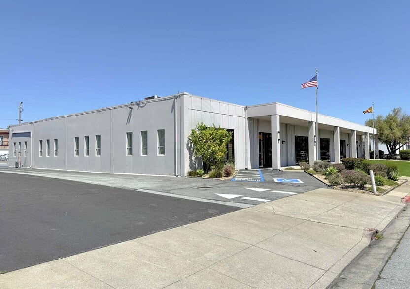 Primary Photo Of 838 Mitten Rd, Burlingame Flex For Lease