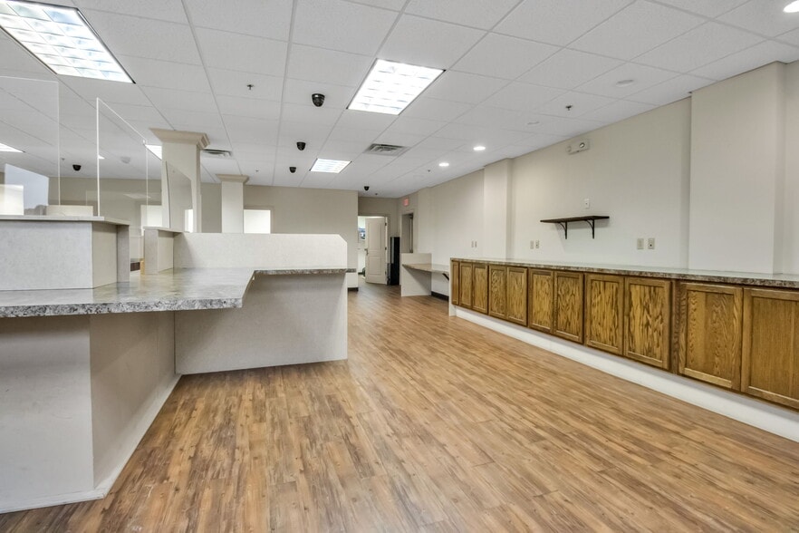 More Photos Of 2-85 Bristol Ln, Ellicottville General Retail For Lease