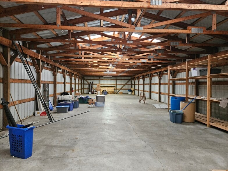 More Photos Of 408 Columbus Ave, Bay City Freestanding For Sale