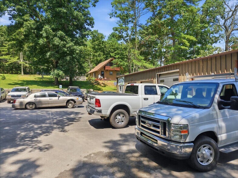 More Photos Of 111 Mountain Springs Rd, Milford Land For Sale
