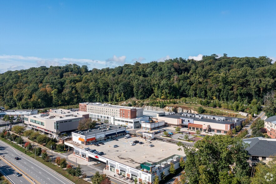 Primary Photo Of 201 Ogden Ave, Dobbs Ferry Unknown For Lease