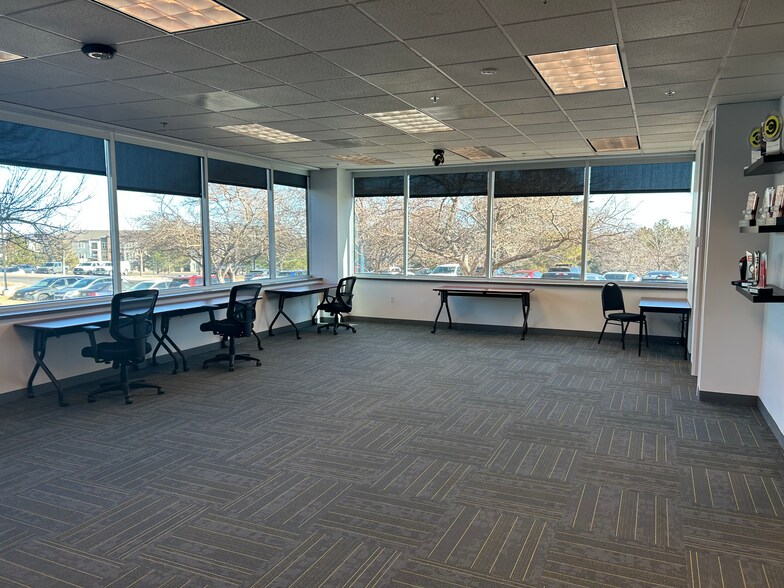More Photos Of 10303 E Dry Creek Rd, Englewood Office For Lease