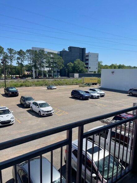 More Photos Of 3617 Perkins Rd, Baton Rouge Storefront For Lease