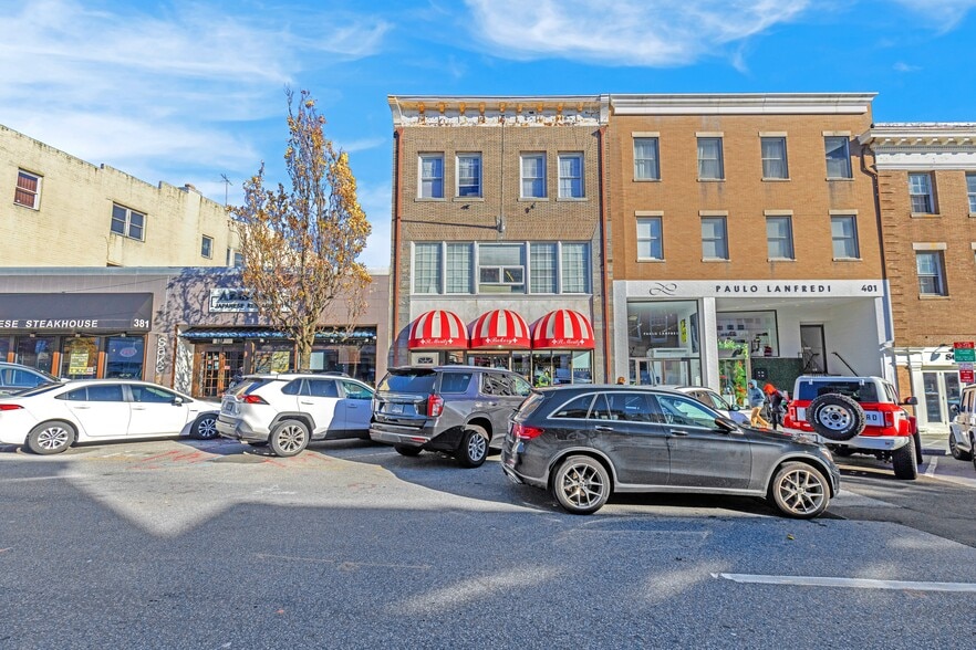 More Photos Of 383 Greenwich Ave, Greenwich Apartments For Lease