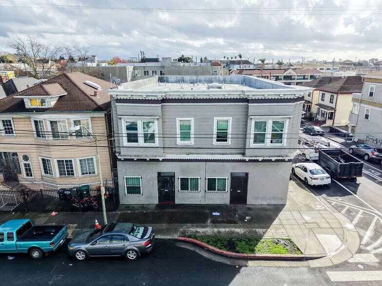 More Photos Of 1504 13th Ave, Oakland Apartments For Sale