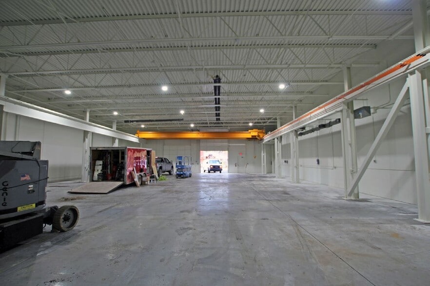 More Photos Of 4224 Martin Rd, Commerce Township Warehouse For Lease