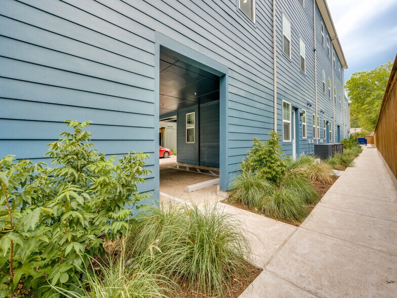 More Photos Of 5317 Reiger Ave, Dallas Apartments For Sale