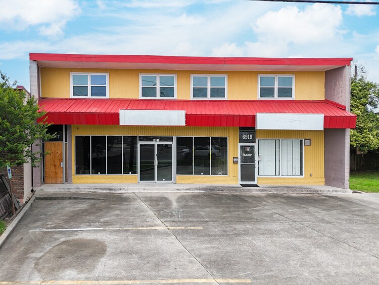 More Photos Of 6917-6921 Veterans Memorial Blvd, Metairie General Retail For Sale
