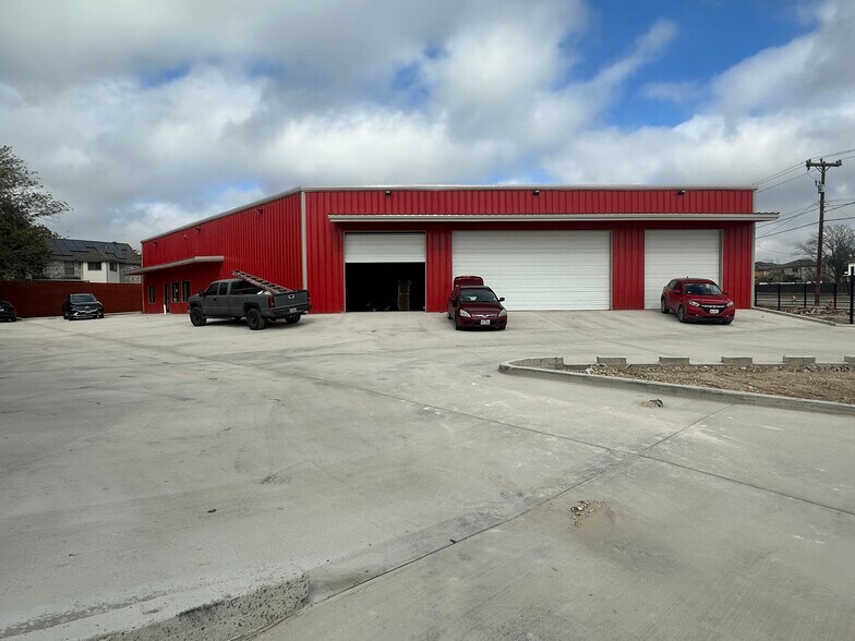 More Photos Of , San Antonio Flex For Sale