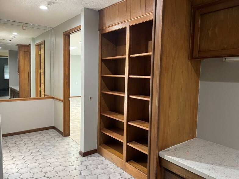 More Photos Of , Spring Unknown For Sale