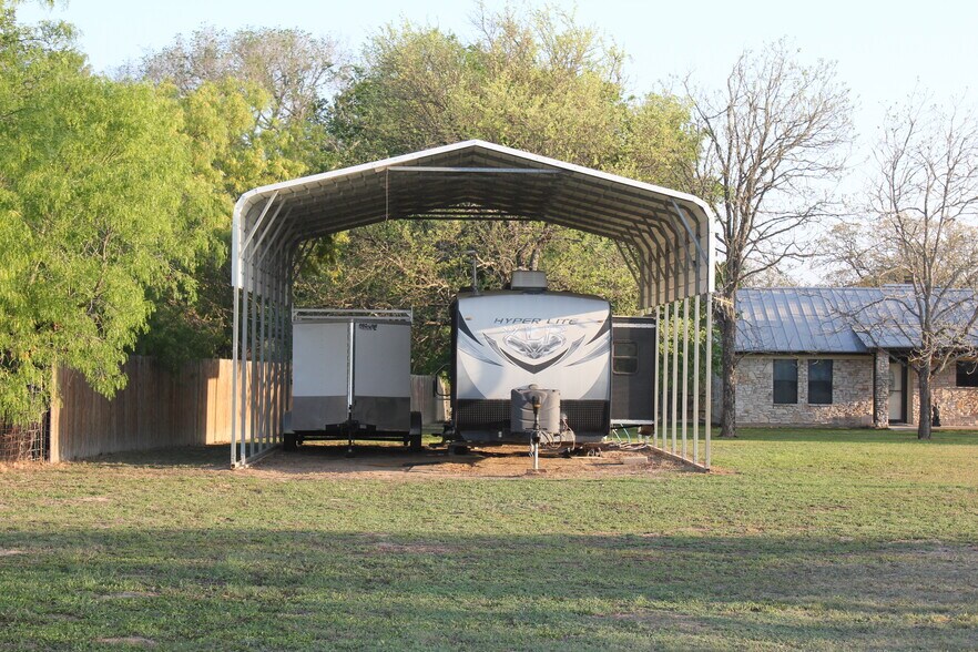 More Photos Of 986 Shiloh Rd, Bastrop Land For Sale
