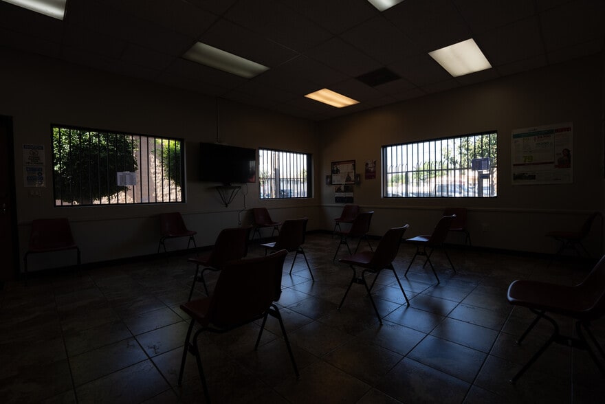 More Photos Of 4946 Florence Ave, Bell Medical For Lease